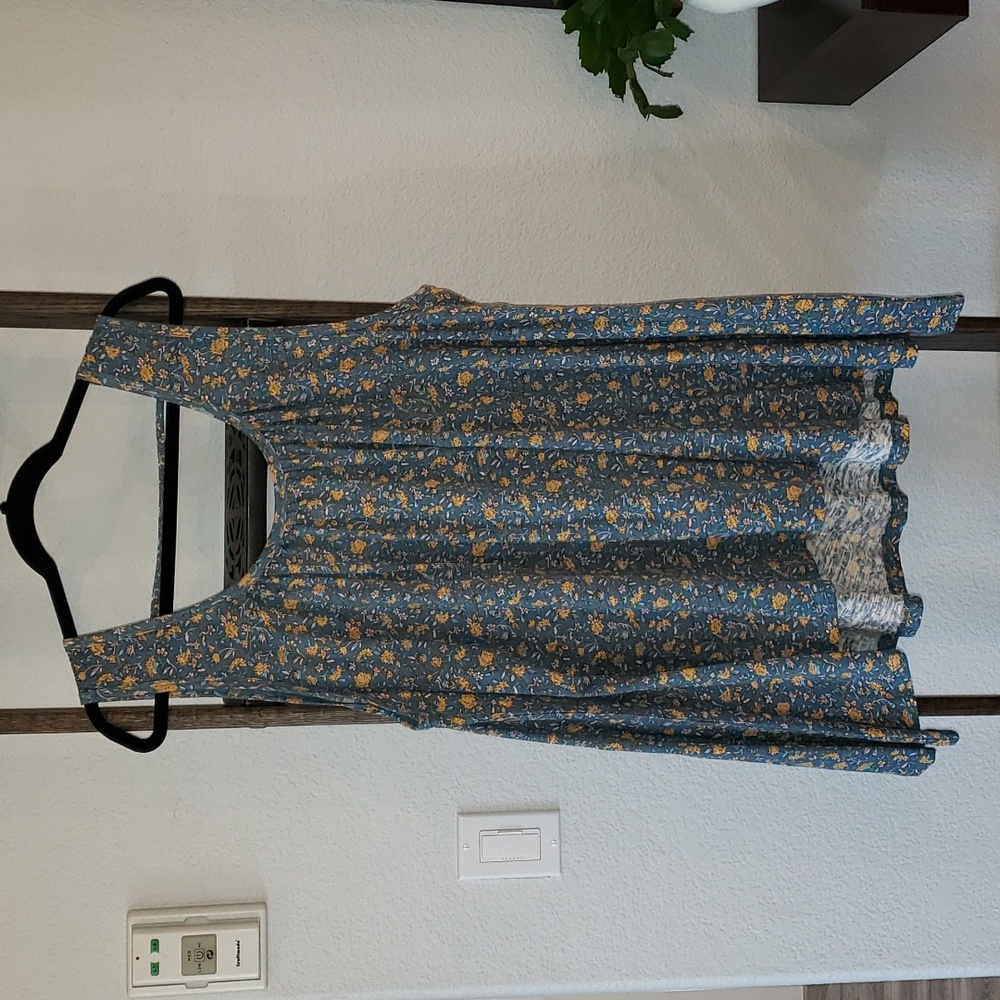 Natural Life Tunic Top Boho Tank Sleeveless Scoop Neck Cotton Floral Shirt NWT